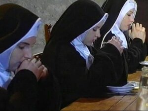 Filme porno completo com freiras
