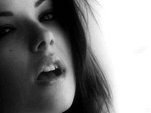 Vídeos de sexo e pornografia Elizabeth Savalla em alta qualidade ...
