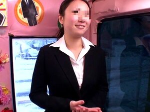 Puta Japonesa Com Tesão, Amadora De Cuecas Exóticas, Cena De Autocarro. Porn