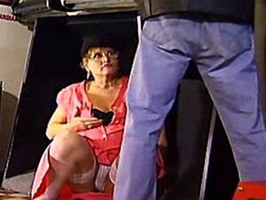 Vídeos de sexo e pornografia Empregada Limpezas em alta qualidade ...