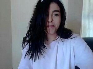 Trans Corteggia Ragazza - Porno @ CuloNudo.com